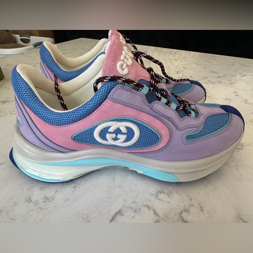 Women's Gucci Run Sneaker in Lilac Suede - 40 Box & Dust Bag Included